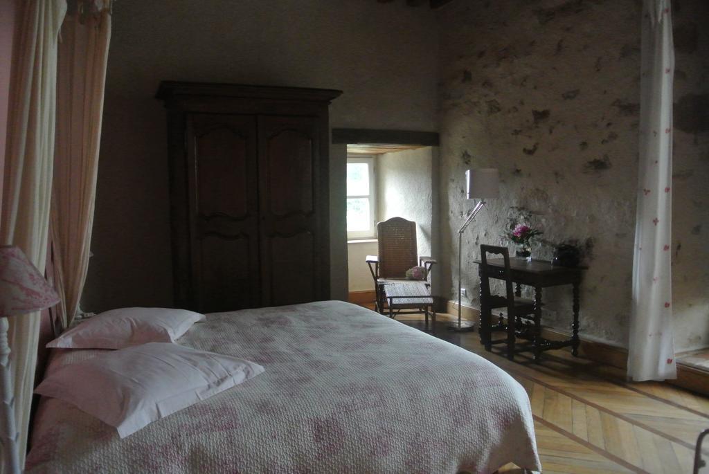 Le Chateau De Mon Pere Villiers-aux-Corneilles Luaran gambar