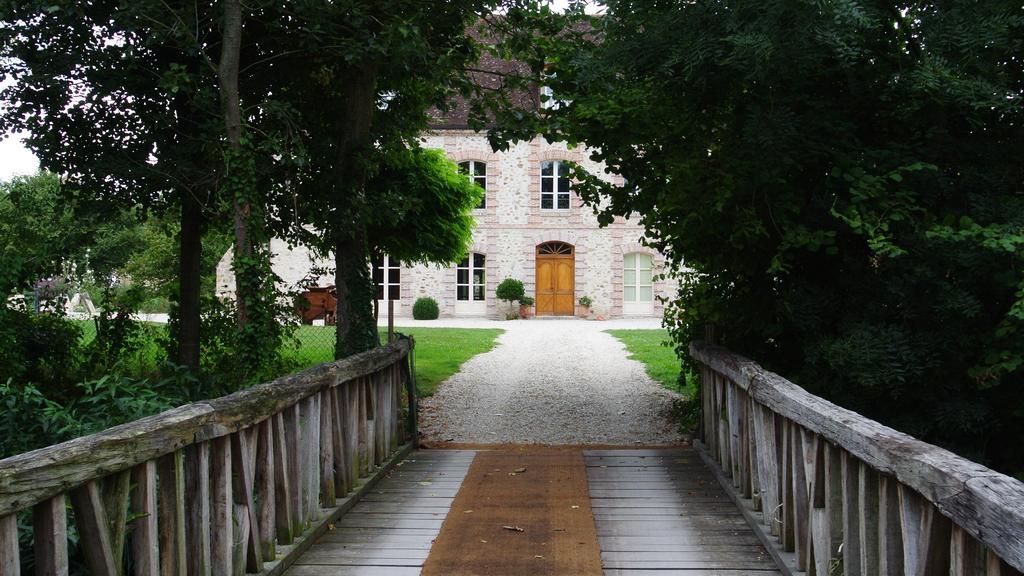 Le Chateau De Mon Pere Villiers-aux-Corneilles Luaran gambar